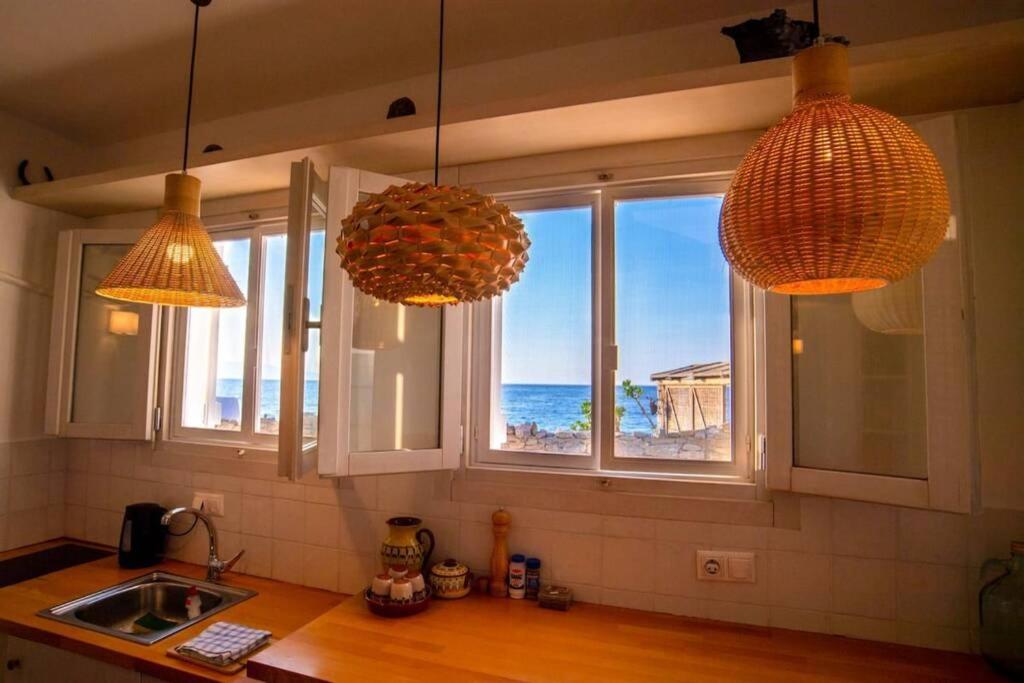 Romantic House 6 Steps From The Sea 莫什劳斯 外观 照片